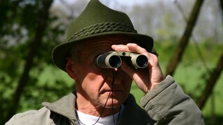 Pierced Brunette Outdoor Fun - sex videos online YAY.PORN