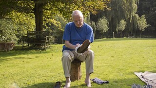 Shiny Boots for a Blonde Bombshell's Pleasure - sex videos online YAY.PORN