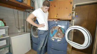 Satisfying Spin - sex videos online YAY.PORN