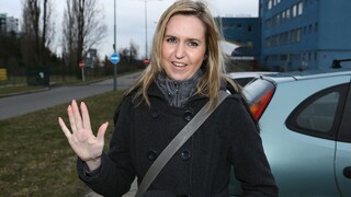 Amateur Blonde Oral Sex in a Vehicle - sex videos online YAY.PORN