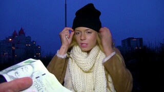 Chrissy Fox Blows a Dick to a Unknown Guy - sex videos online YAY.PORN