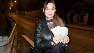 Thomas Hyka fucks tattooed bitch in public - sex videos online YAY.PORN