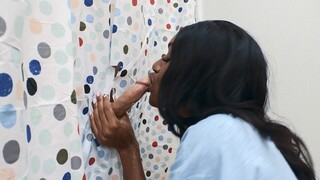 Ashley Aleigh's Athletic Pussy Licking in Shower - sex videos online YAY.PORN