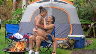 Maya Farrell and Sarai Minx's Outdoor Kissing Frenzy - sex videos online YAY.PORN