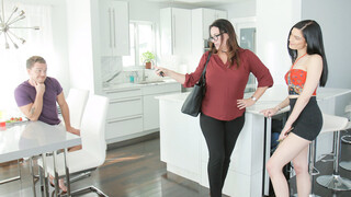 Forbidden Step Cousin Creampie - Hot Taboo Action - sex videos online YAY.PORN