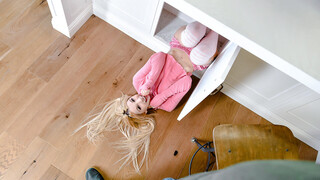 Watch Teen Kenzie Reeves Gets Flexible with Romeo Price - the best porn YAY.PORN