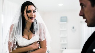 Jessy Jones Pounds Bella Rolland’s Tight Ass Rough Sex - sex videos online YAY.PORN