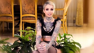Leigh Raven Behind The Scenes - Blonde Tattooed Babe Blacked Out - sex videos online YAY.PORN