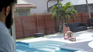 Wet & Wild Step Sibling Pool Sex - sex videos online YAY.PORN