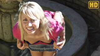 Watch Hot Solo Kelly Fingering in the Garden - the best porn YAY.PORN