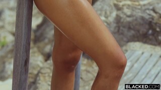 Interracial MMF Threesome - Wife Gets DP’d & Facial Finish - sex videos online YAY.PORN