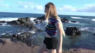 Hot GF Niki Snow Jerks Off POV on Road Trip - sex videos online YAY.PORN