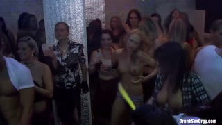 Hot Brunettes Maia, Mellie, Yenna in Lingerie Orgy - sex videos online YAY.PORN