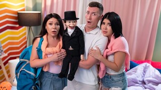 Halloween Threesome with Dirty Dolls - sex videos online YAY.PORN