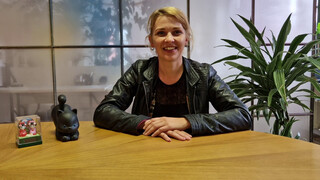 Mona & Lindsey: Picked by Isa - sex videos online YAY.PORN