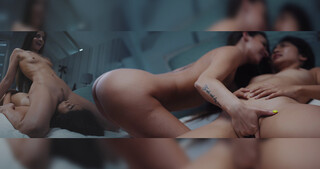 Watch Brunette Girl Can't Move - the best porn YAY.PORN