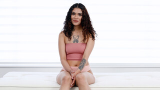 Ada Gives a Blowjob for the Part - sex videos online YAY.PORN