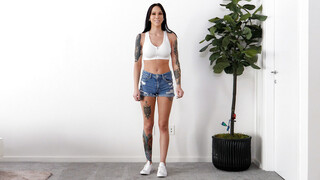 Sabrina Tries Out - sex videos online YAY.PORN