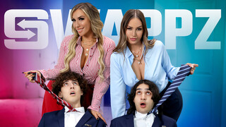 Couch Craziness with Blonde Mia James & Latina Desiree Dulce! - sex videos online YAY.PORN