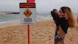 Outdoor footjob with squirting girlfriend Aria Skye - sex videos online YAY.PORN