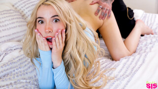 Watch Blonde Stepsister Gets Deepthroat - S25:E4 - the best porn YAY.PORN